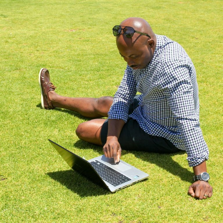 eric-o-ibekwem-NNnjkQVI2gs-unsplash